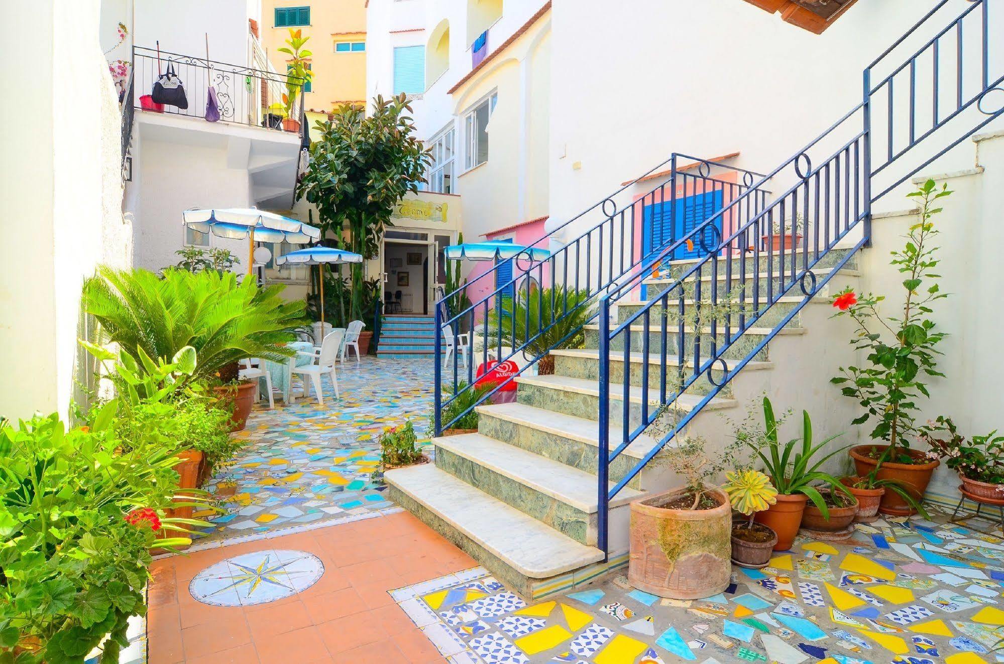 Hotel Terme Marina Lacco Ameno  Eksteriør billede