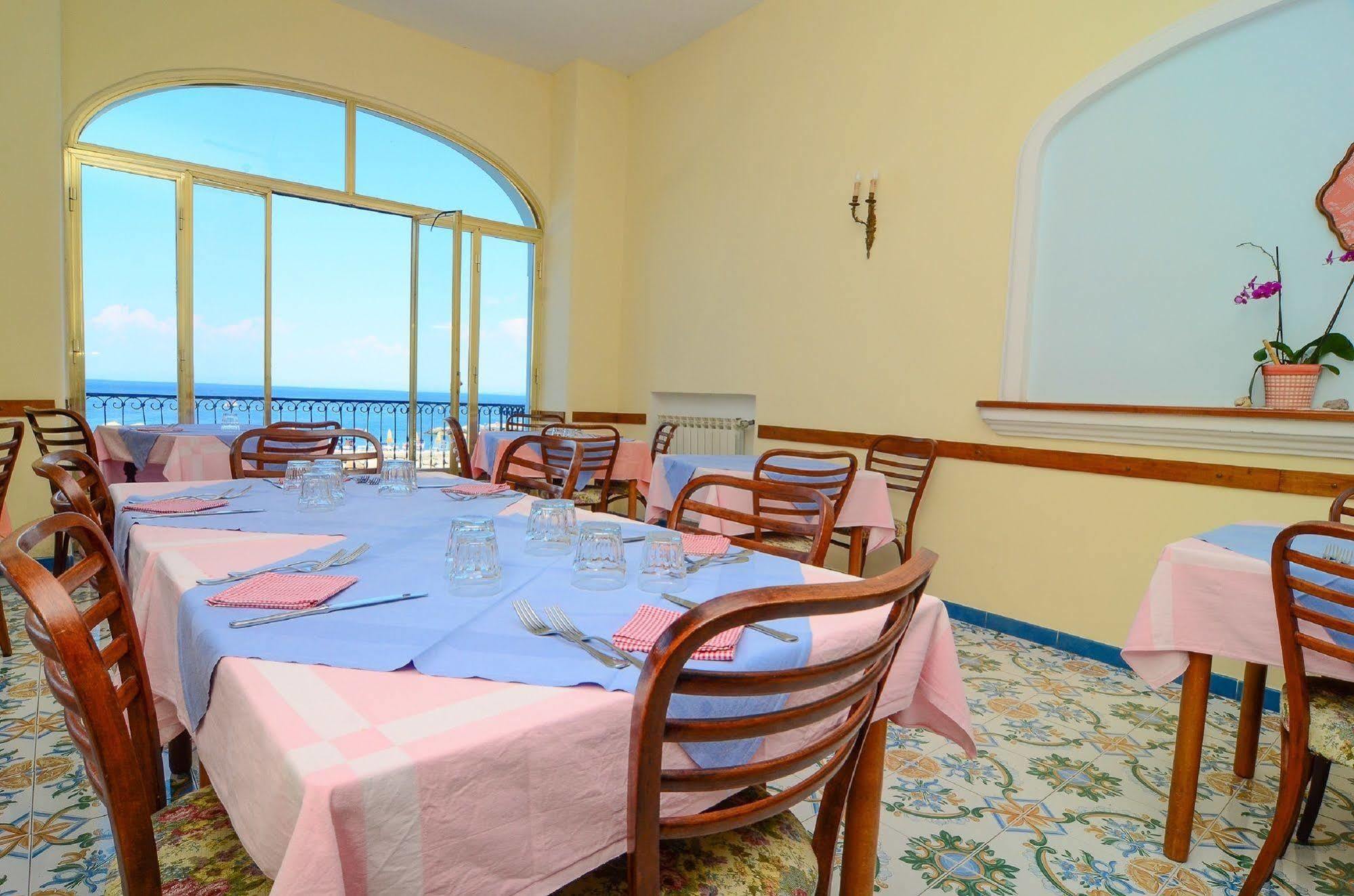 Hotel Terme Marina Lacco Ameno  Eksteriør billede